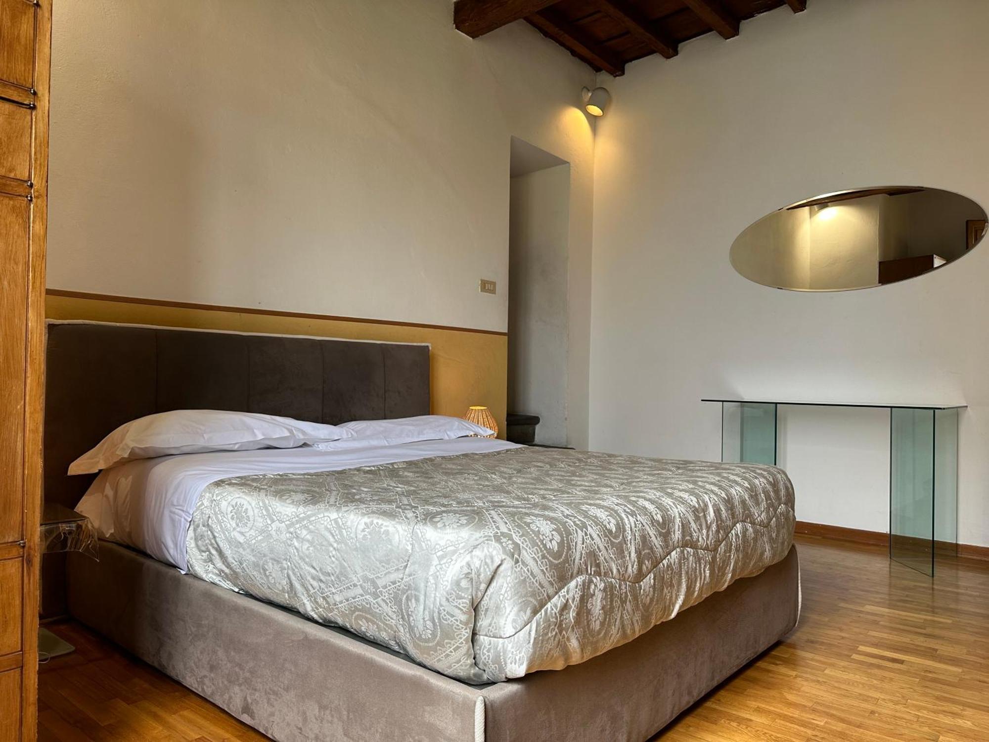 Ponte Vecchio Tower Apartment Флоренция Екстериор снимка