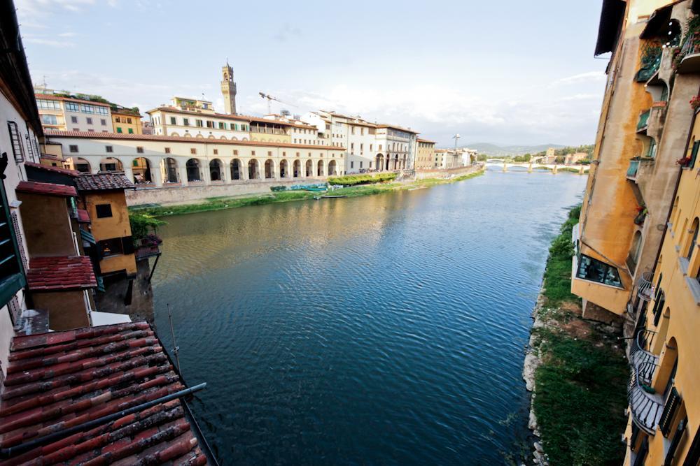 Ponte Vecchio Tower Apartment Флоренция Екстериор снимка
