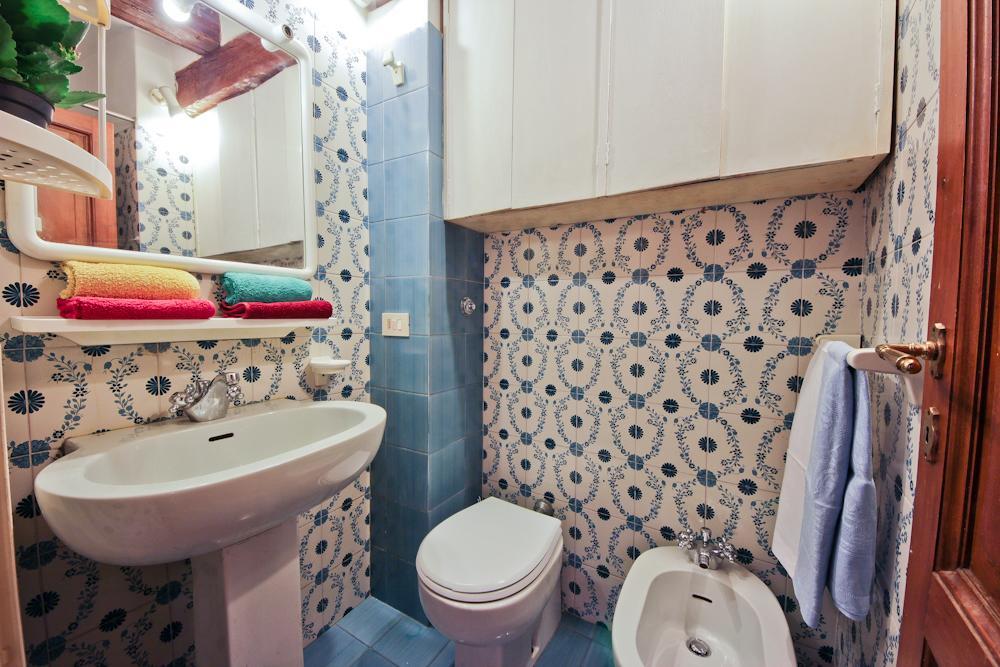 Ponte Vecchio Tower Apartment Флоренция Екстериор снимка
