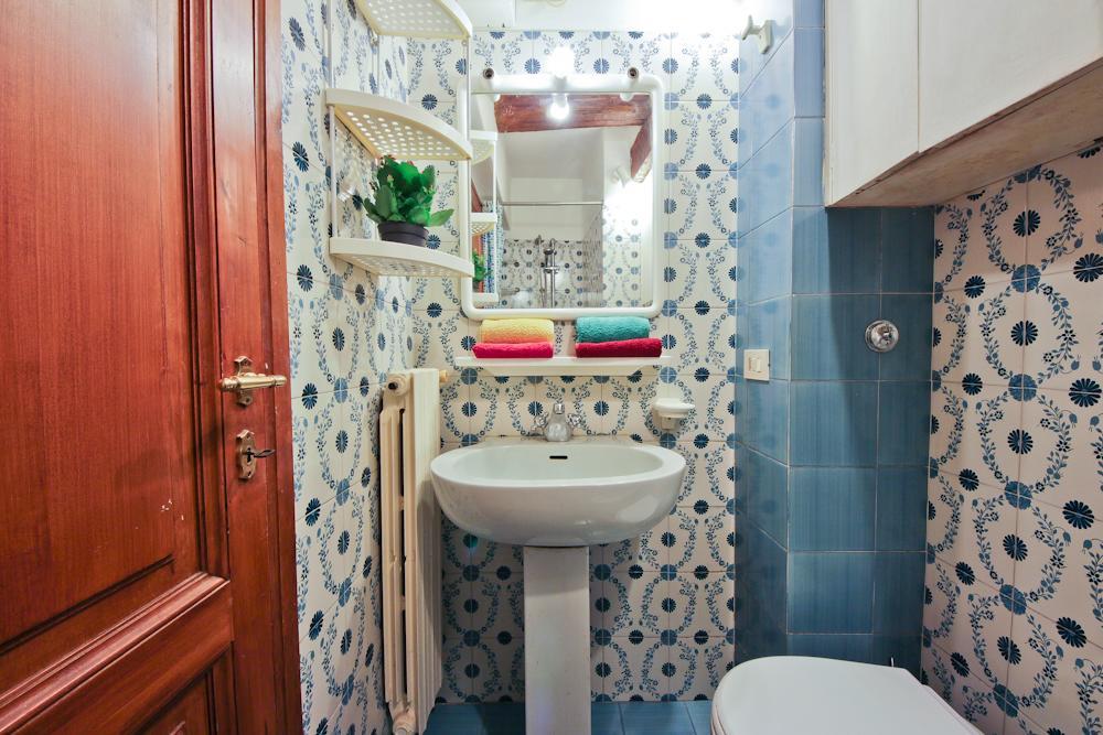 Ponte Vecchio Tower Apartment Флоренция Екстериор снимка